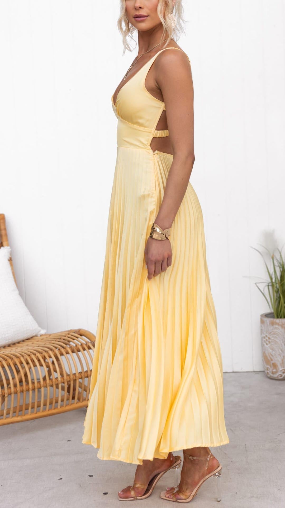 Stella™ | Gele Plissé V-hals Maxi jurk